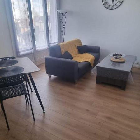 Апартаменты Chez Toni Труа Экстерьер фото
